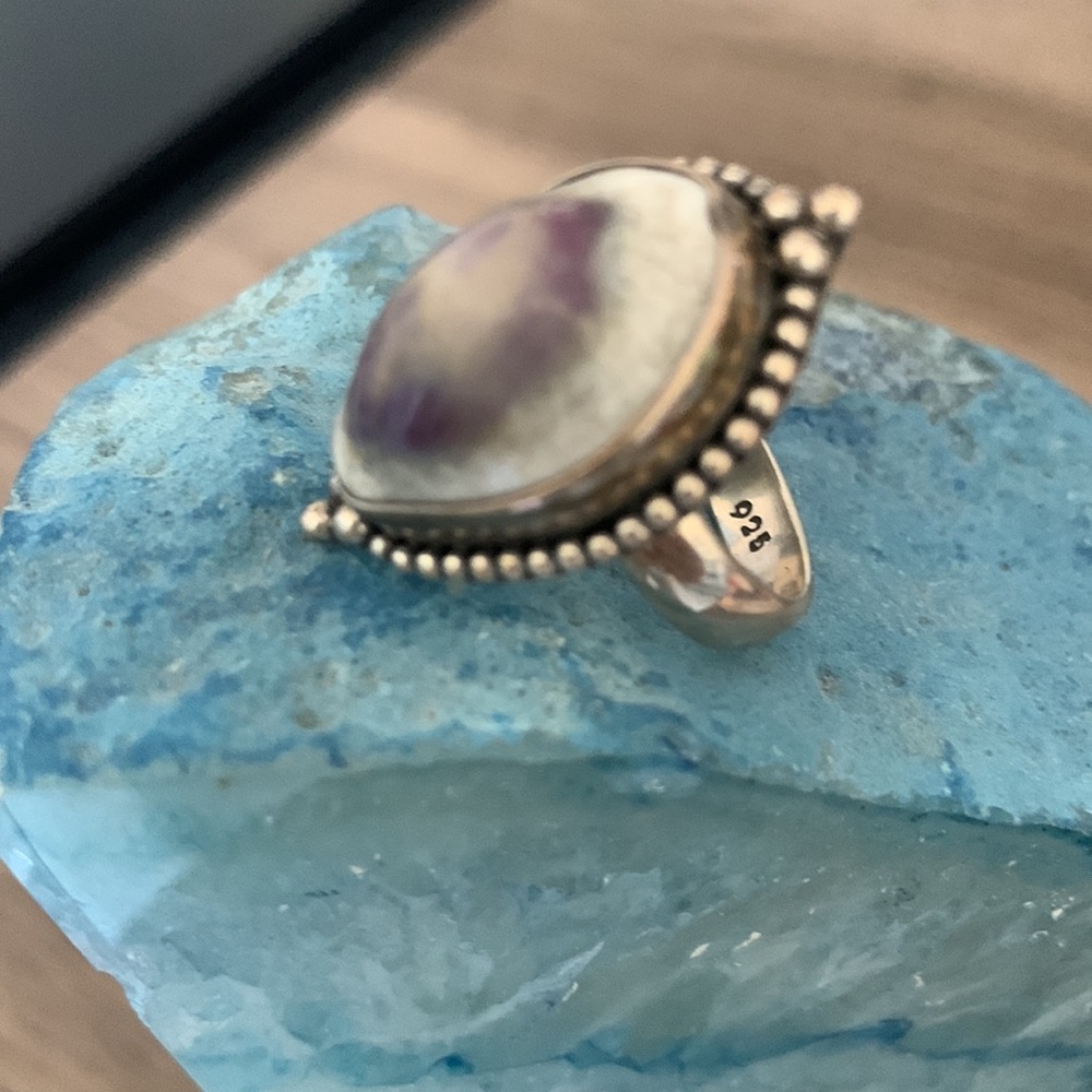 Free people cowry shell ring preowned 7